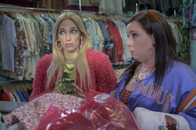 Imágenes de la serie que nos hará disfrutar durante este verano de un humor fresco, sin límites ni tapujos.