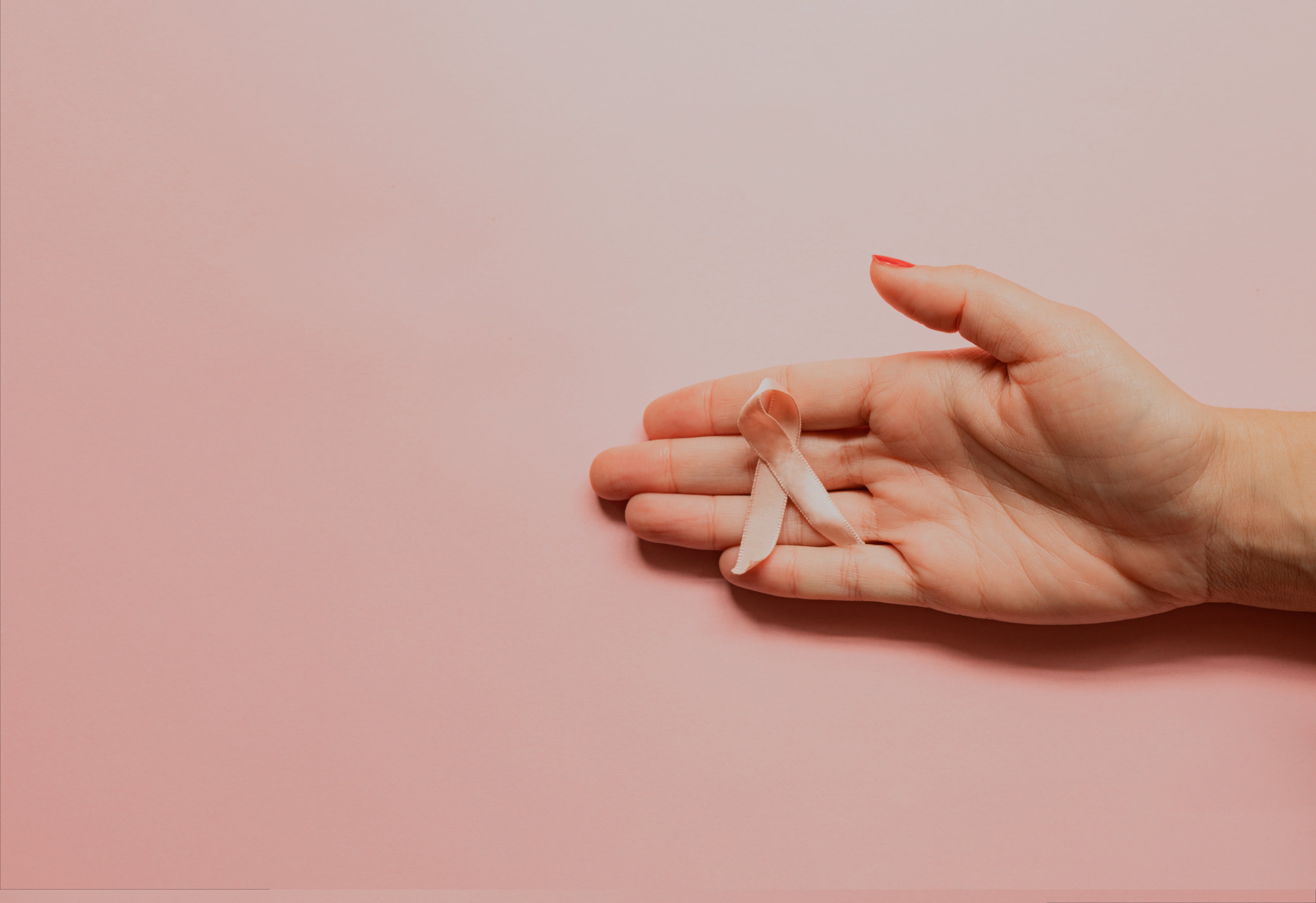 Lazo rosa en referencia a la lucha contra el cáncer de mama
