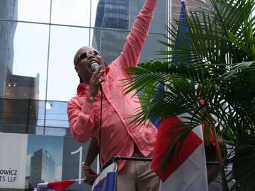 Quién es Rubby Pérez, el artista dominicano de merengue que cambió su vida tras un accidente