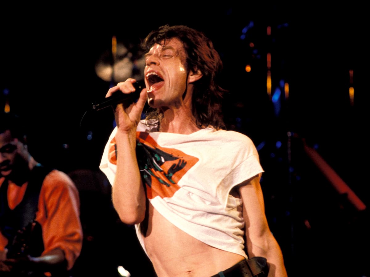 Durante la mayor crisis de The Rolling Stones, Mick Jagger debutó en Japón cuando Tina Turner “pasaba por allí”