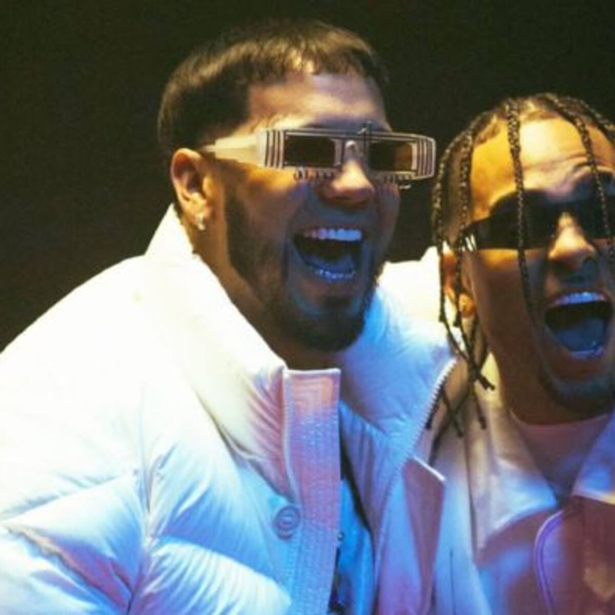 Anuel y Ozuna estrenan el documental de su próximo álbum, “Los Dioses”