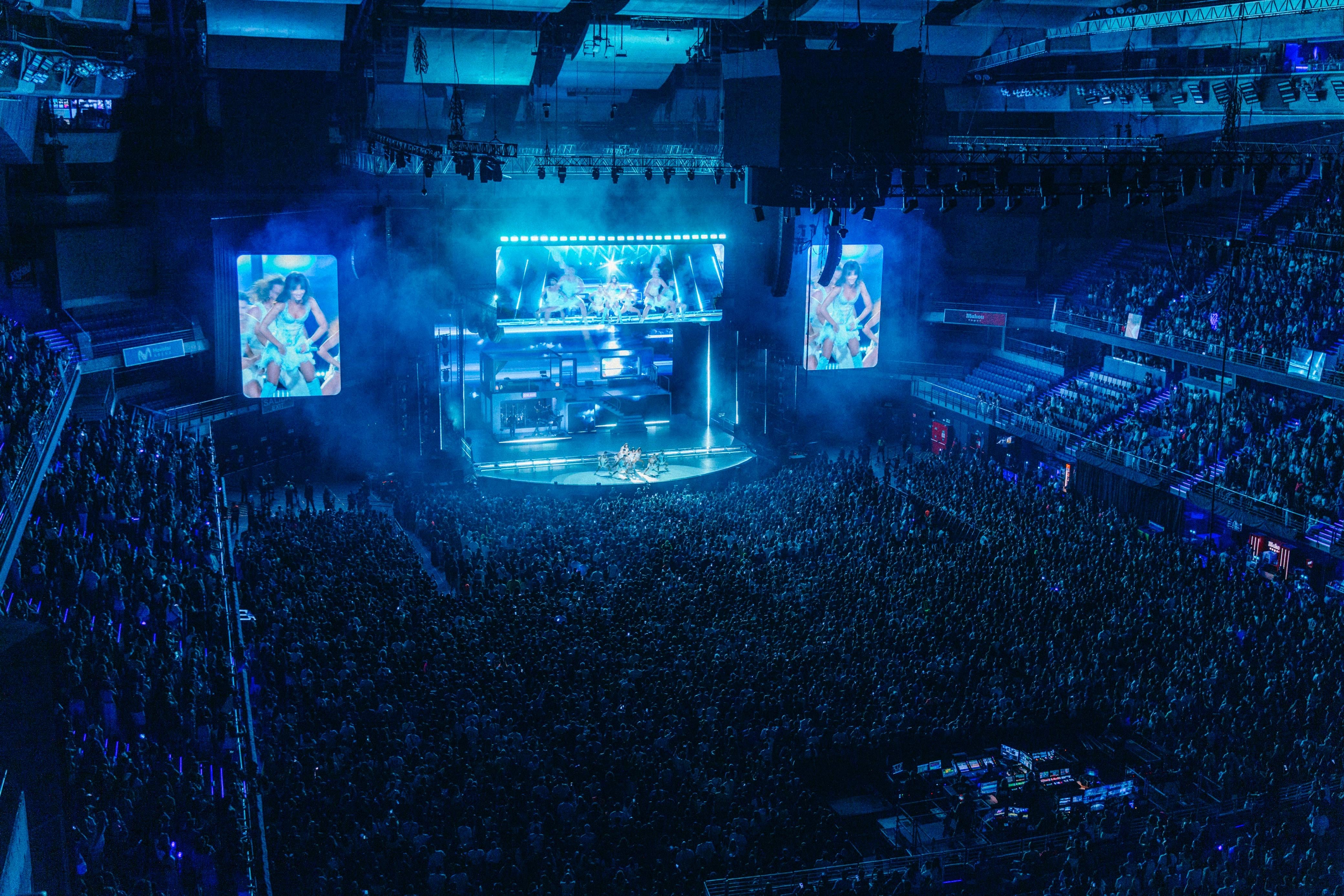Aitana en el primer concierto de 'Cuarto Azul World Tour' en el Movistar Arena de Madrid (1/4), 11 de septiembre de 2026.