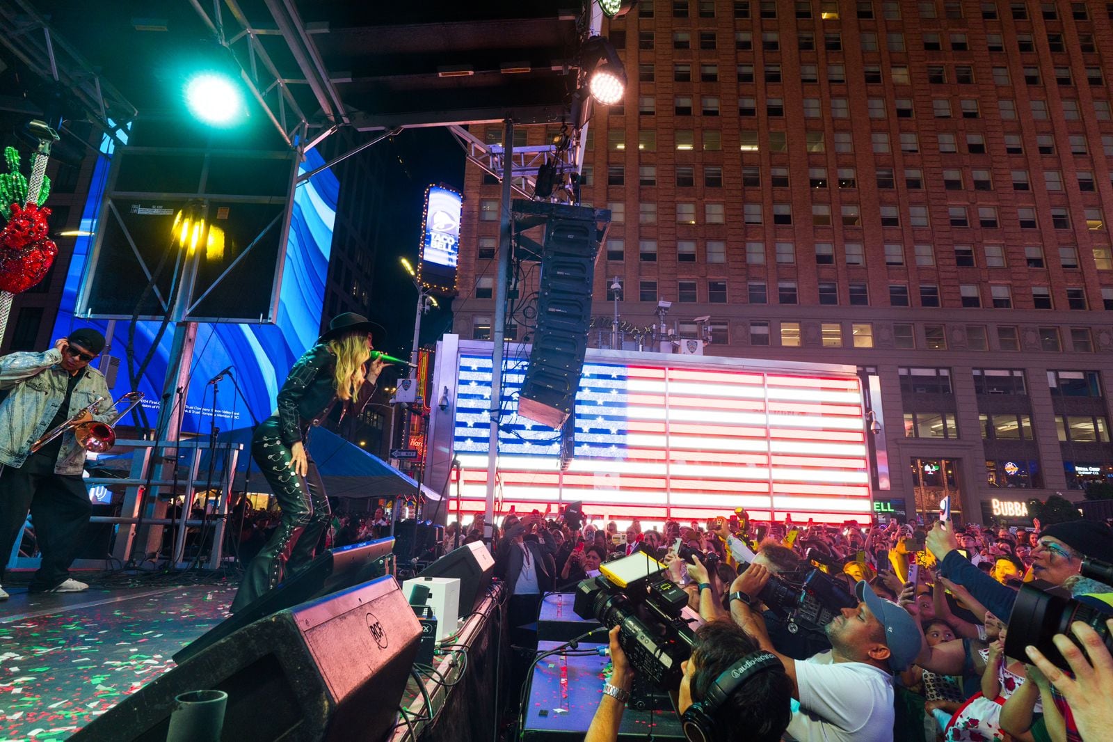 Belinda en Times Square