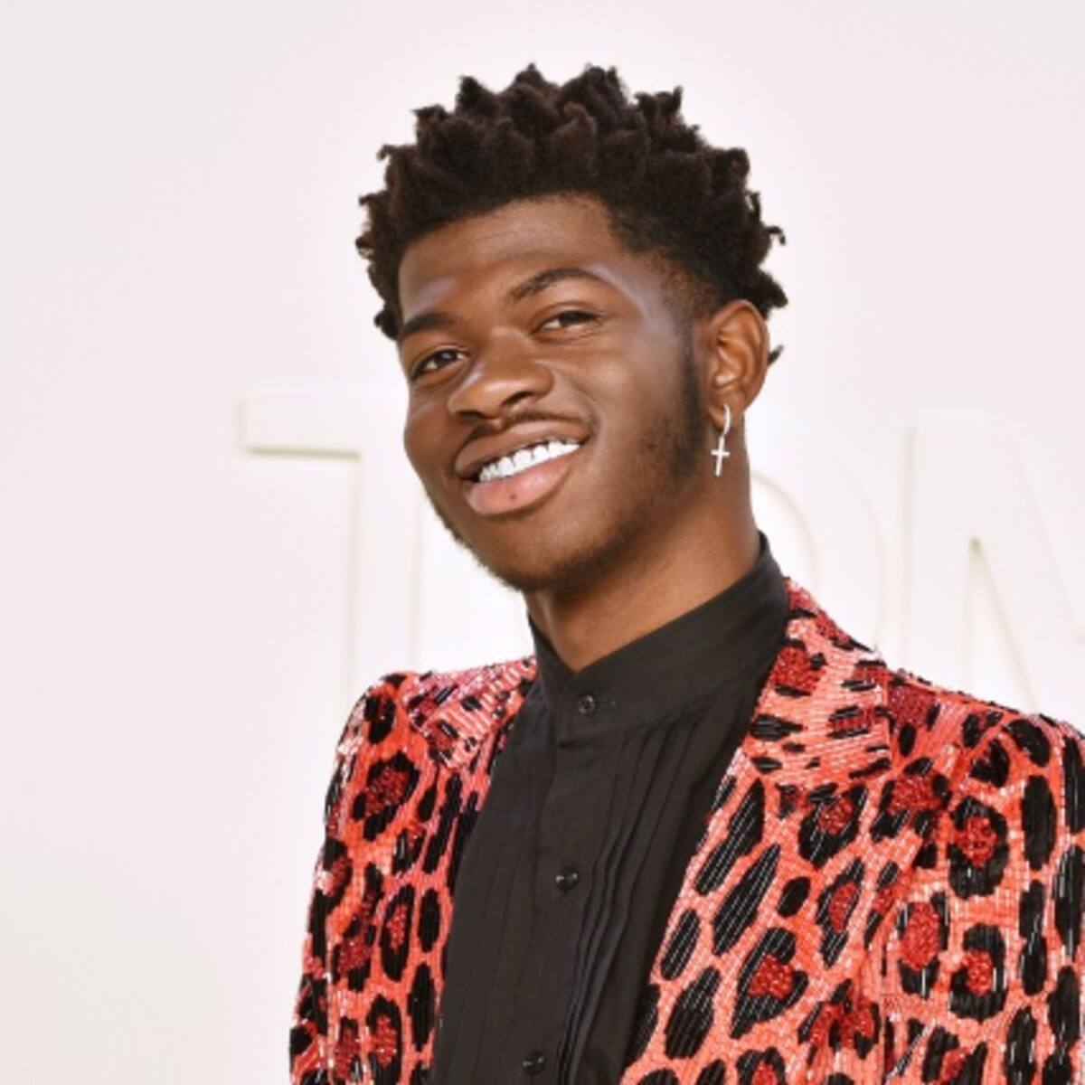 Esto es lo que pasa cuando Lil Nas X se cuela en tu boda