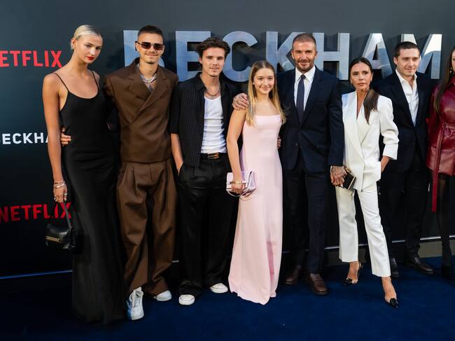 La familia Beckham en la premiere de su documental