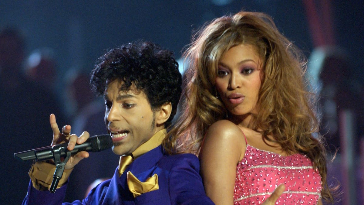 Beyonce, “asustada y nerviosa”, encontró en Prince “a un maestro generoso… y mi mentor”