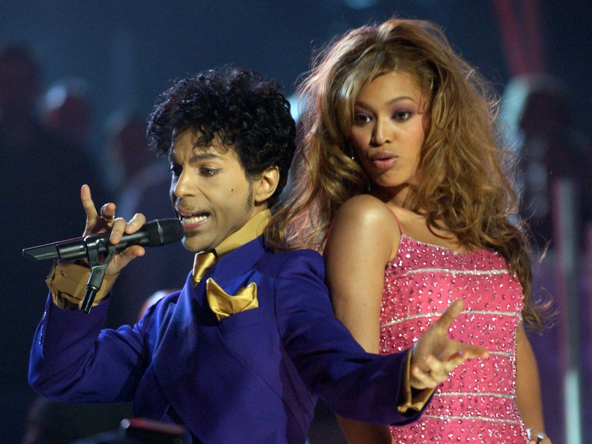 Beyonce, “asustada y nerviosa”, encontró en Prince “a un maestro generoso… y mi mentor”