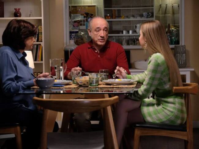 Avance de 'Servir y Proteger'.