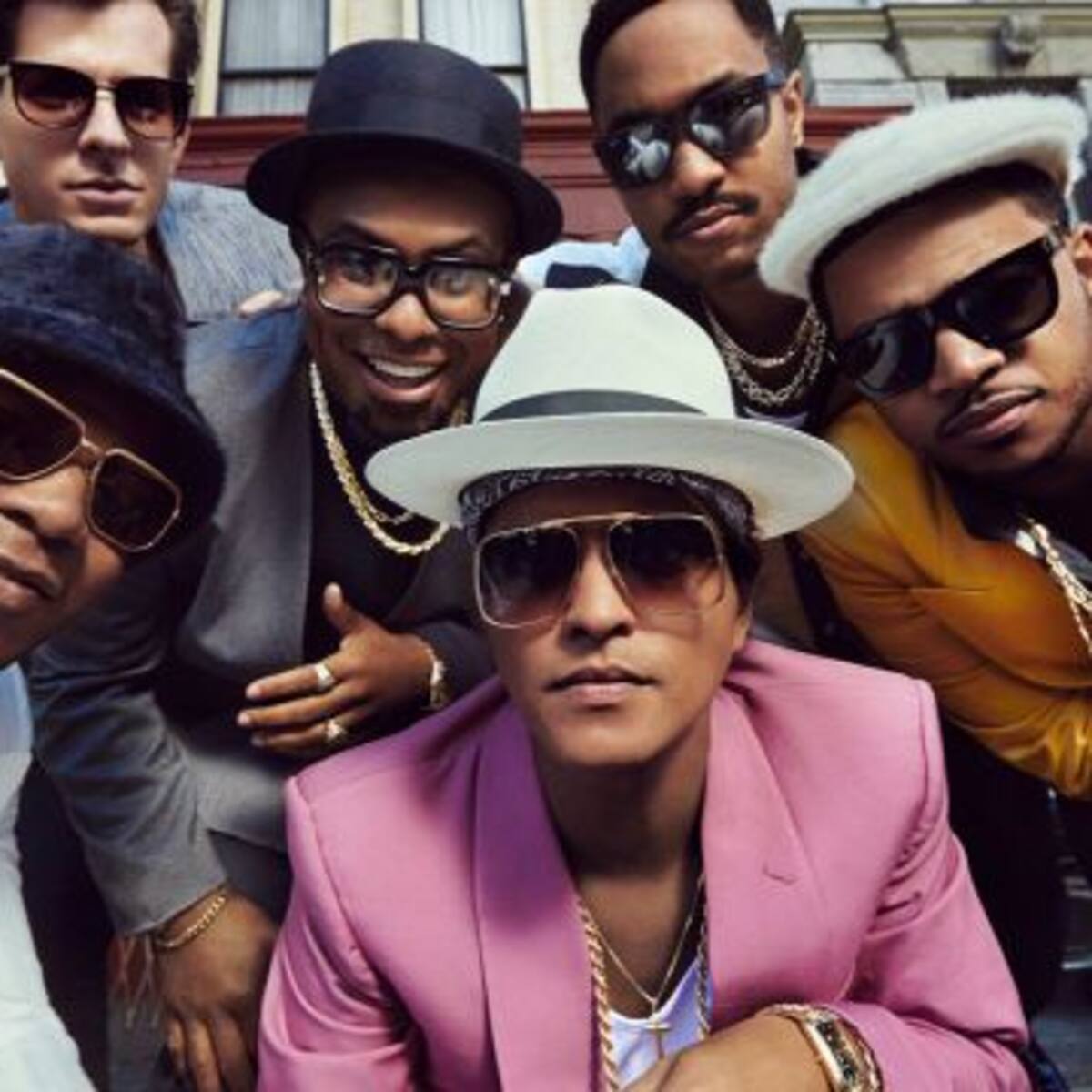 Mark Ronson - Uptown Funk ft. Bruno Mars