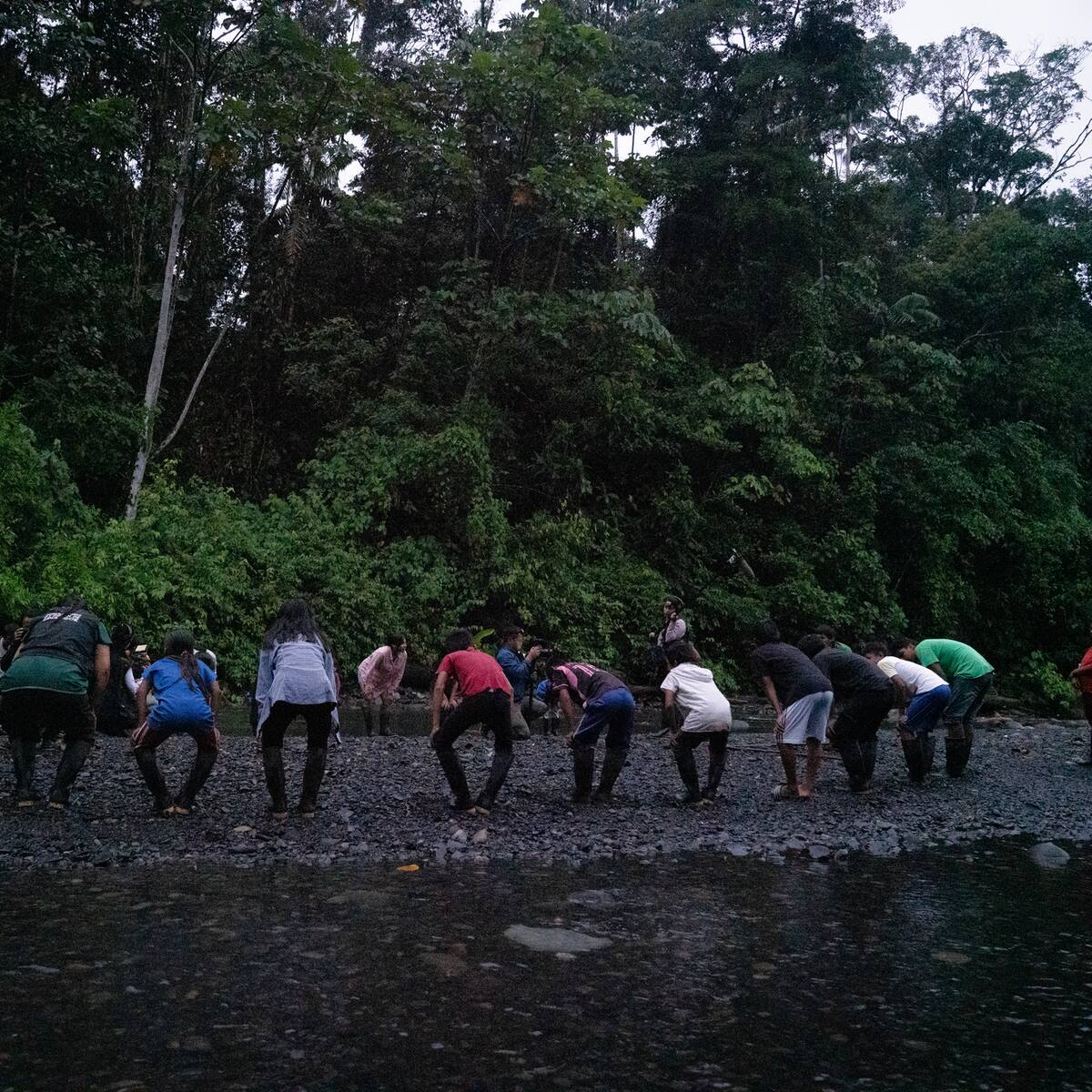 Así es la guardia infantil que patrulla para proteger la selva amazónica
