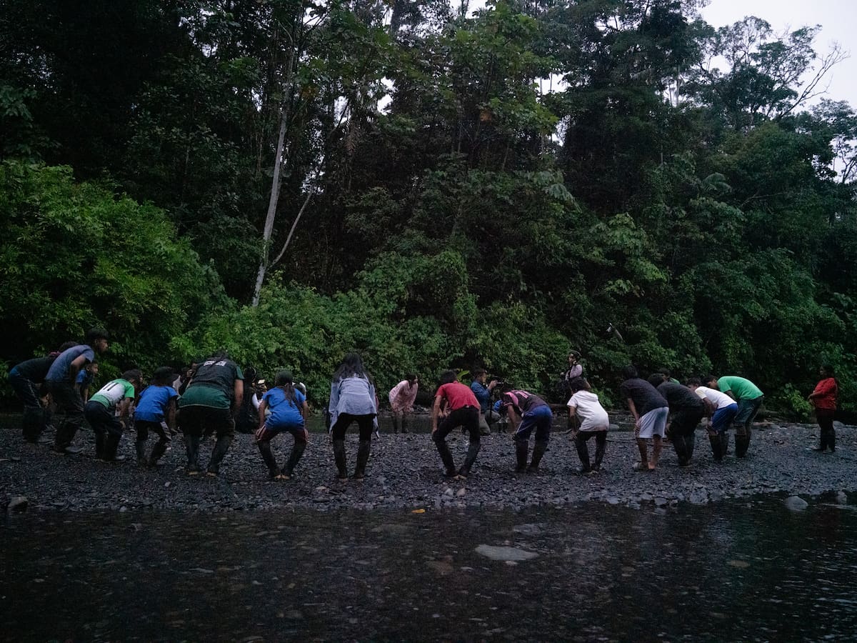 Así es la guardia infantil que patrulla para proteger la selva amazónica