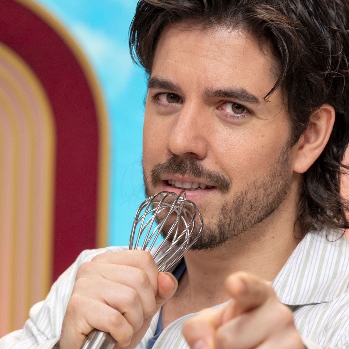 Roi Méndez cambia la letra a ‘Mi música es tu voz’, el himno de la primera edición de ‘Operación Triunfo’, y Natalia reacciona: “Fatal”