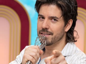 Roi Méndez cambia la letra a ‘Mi música es tu voz’, el himno de la primera edición de ‘Operación Triunfo’, y Natalia reacciona: “Fatal”