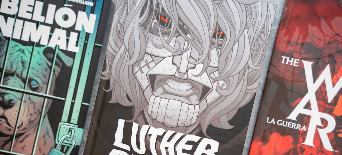 Luther Strode / Editorial Moztros
