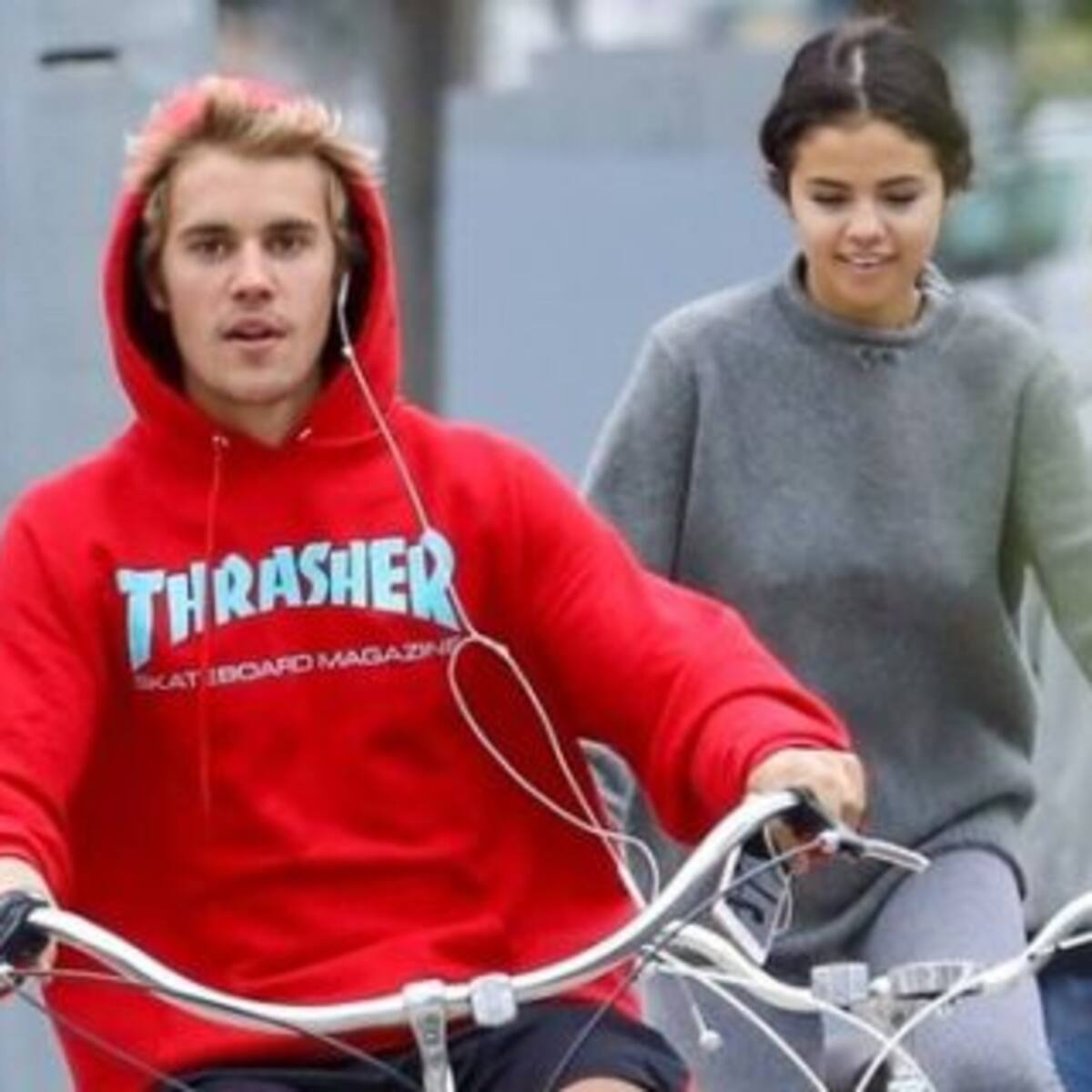 Justin Bieber y Selena Gómez no logran esconderse y publican más fotos juntos