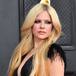 Avril Lavigne vuelve 20 años al pasado para recrear la portada de ‘Let Go’