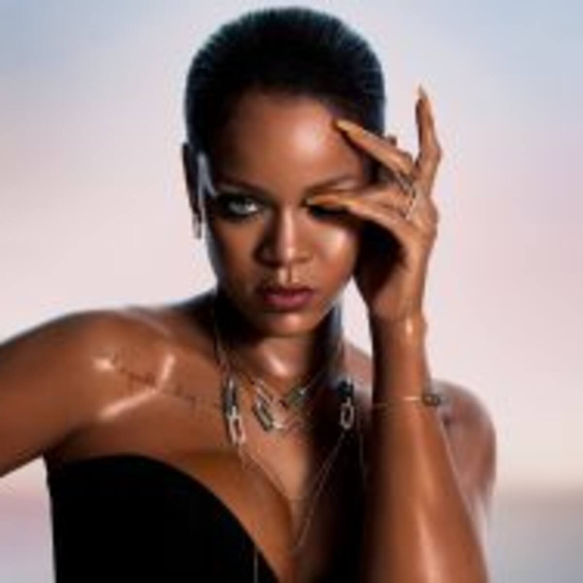 Se filtran fotos de Rihanna ¡Completamente desnuda!
