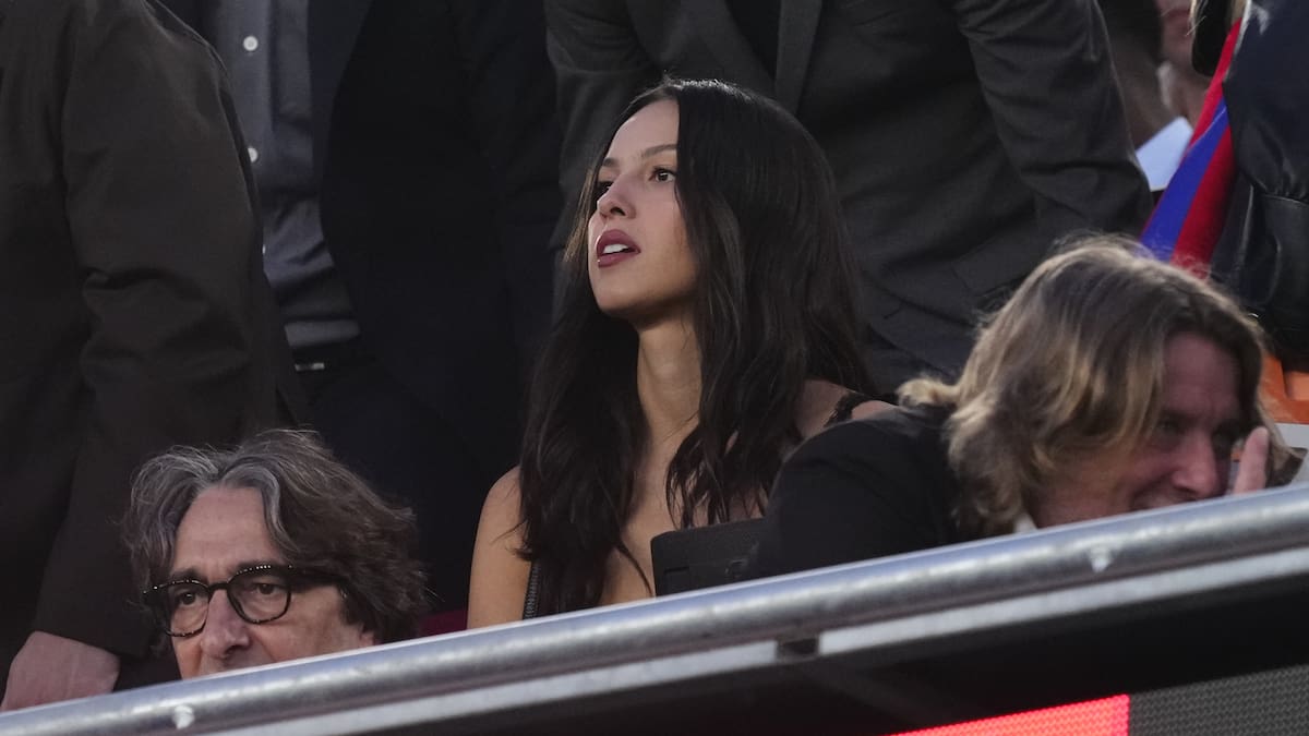 Olivia Rodrigo disfruta de 'El clásico' en el Camp Nou y se suma a la afterparty con los jugadores del Barça