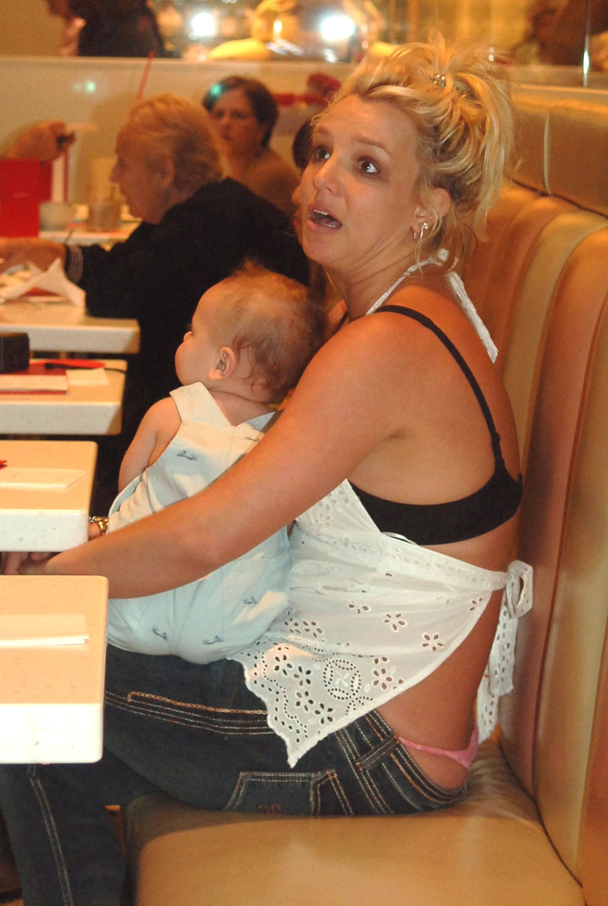 Britney Spears y su hijo Sean Preston, en 2006.