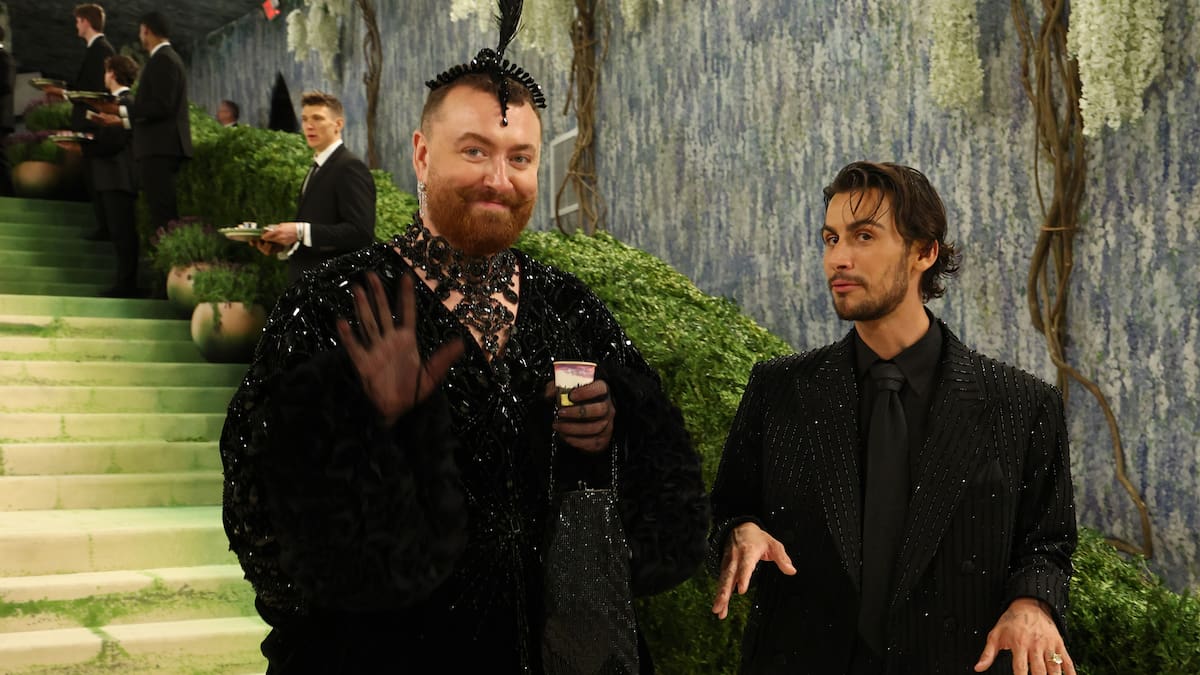 Sam Smith y Christian Cowan se casan, lo confirma el cantante antes de lanzar su nuevo álbum