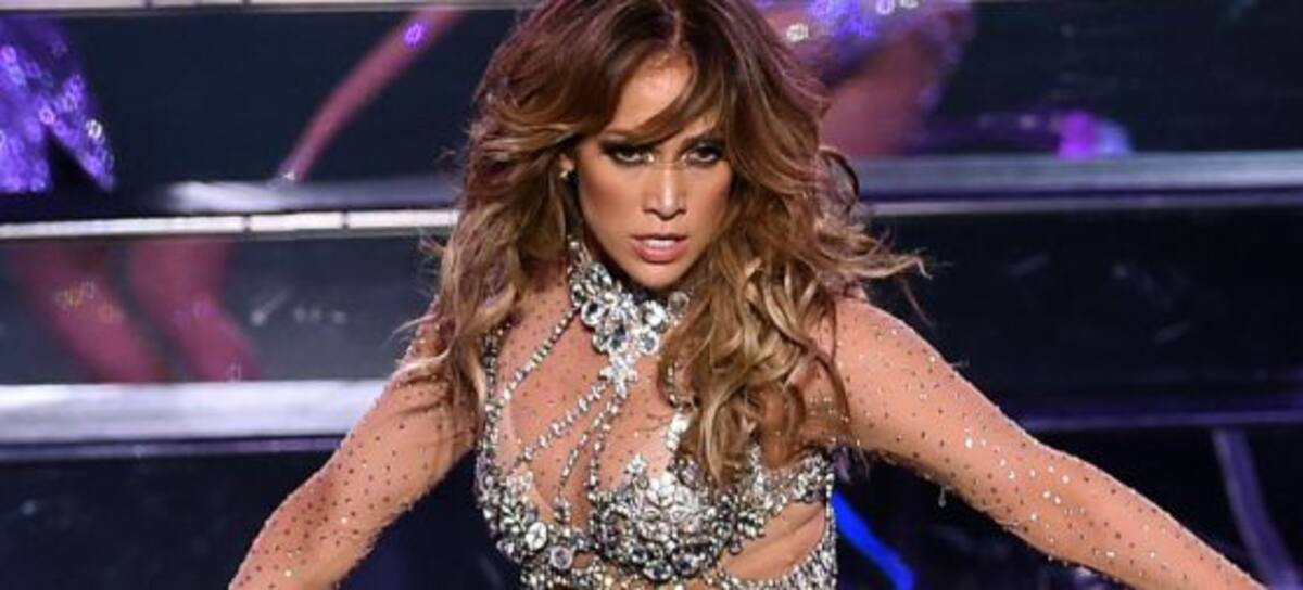 Jennifer Lopez "Ain't Your Mama"