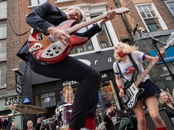 The Molotovs, la nueva banda favorita de Loquillo: Unos adolescentes que miran al pasado para llenar de energía el presente