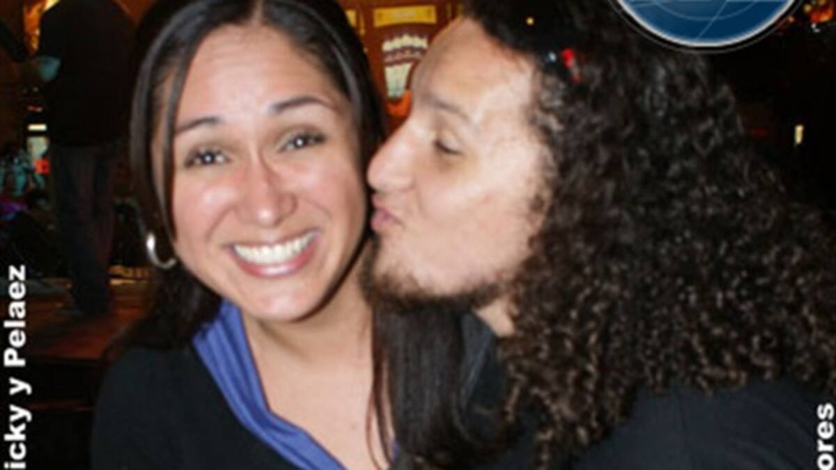 Vicky y Pelaez chatearon con la gente de Al Día y de Los 40 Principales