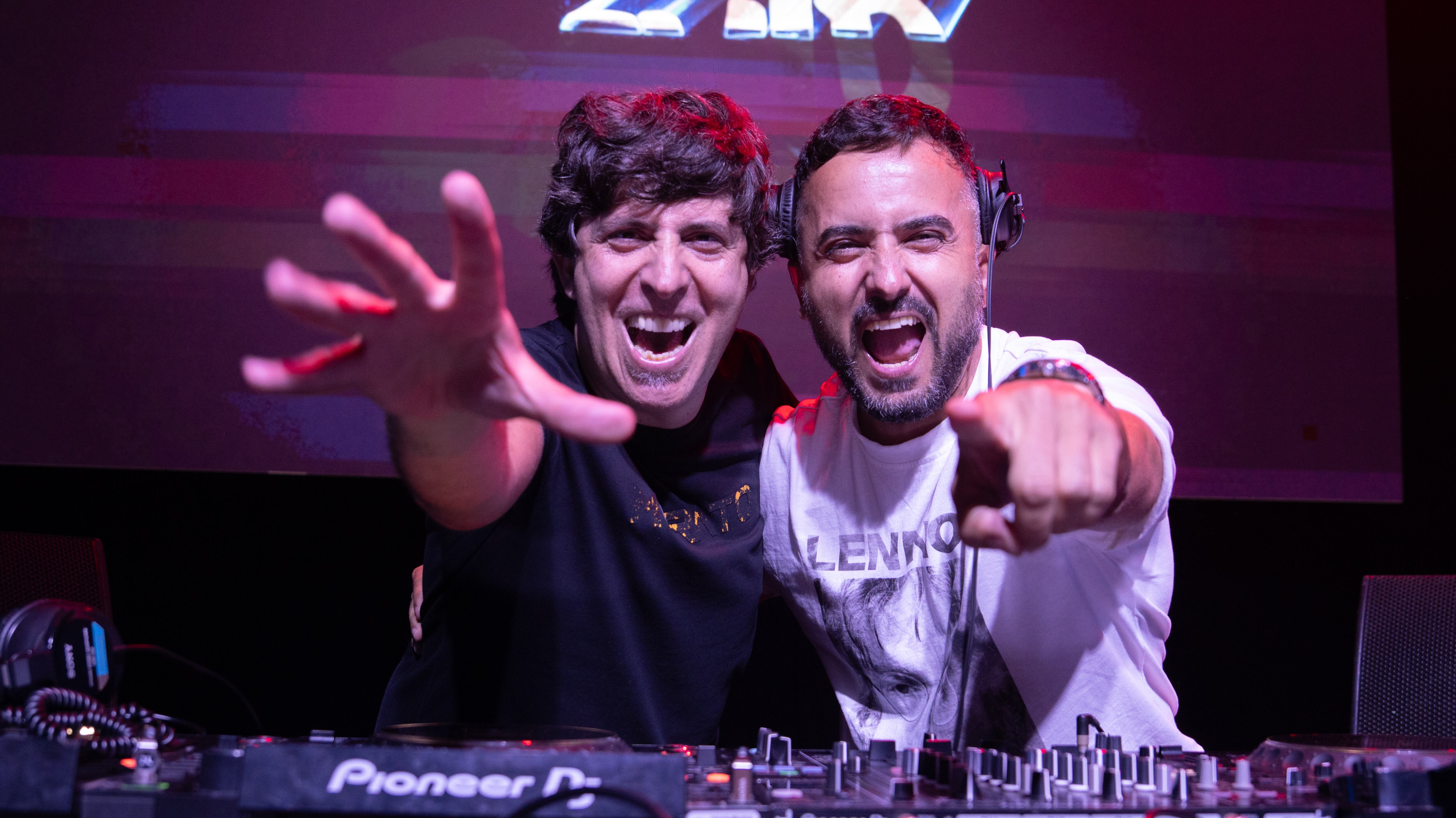 Dani Moreno &#039;El Gallo&#039; y David Álvarez, a los mandos del dj set de LOS40 Sessions Aste Nagusia 2025.