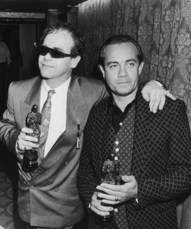Elton John y Bernie Taupin en 1986.