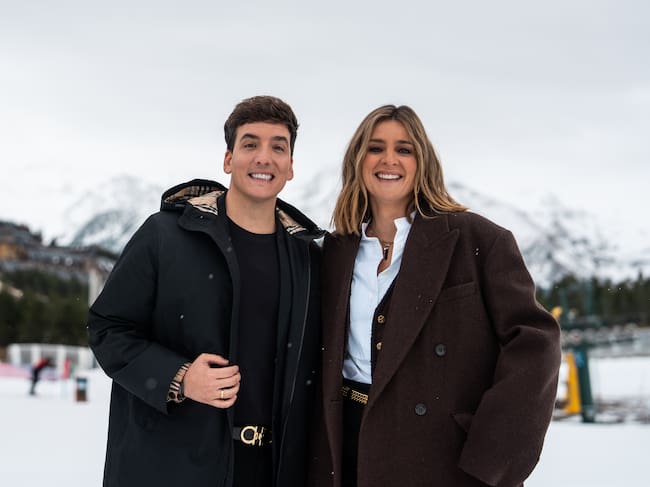 Sandra Barneda y Xuso Jones en la foto promocional de las Campanadas.