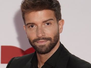 Pablo Alborán reconoce en La Resistencia su gafe con los Grammy