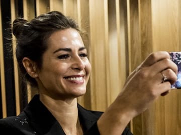 NURIA ROCA COMPARTE UNA FOTO “DESMAQUILLADA, DESPEINADA” Y EL COMENTARIO ES GENERAL