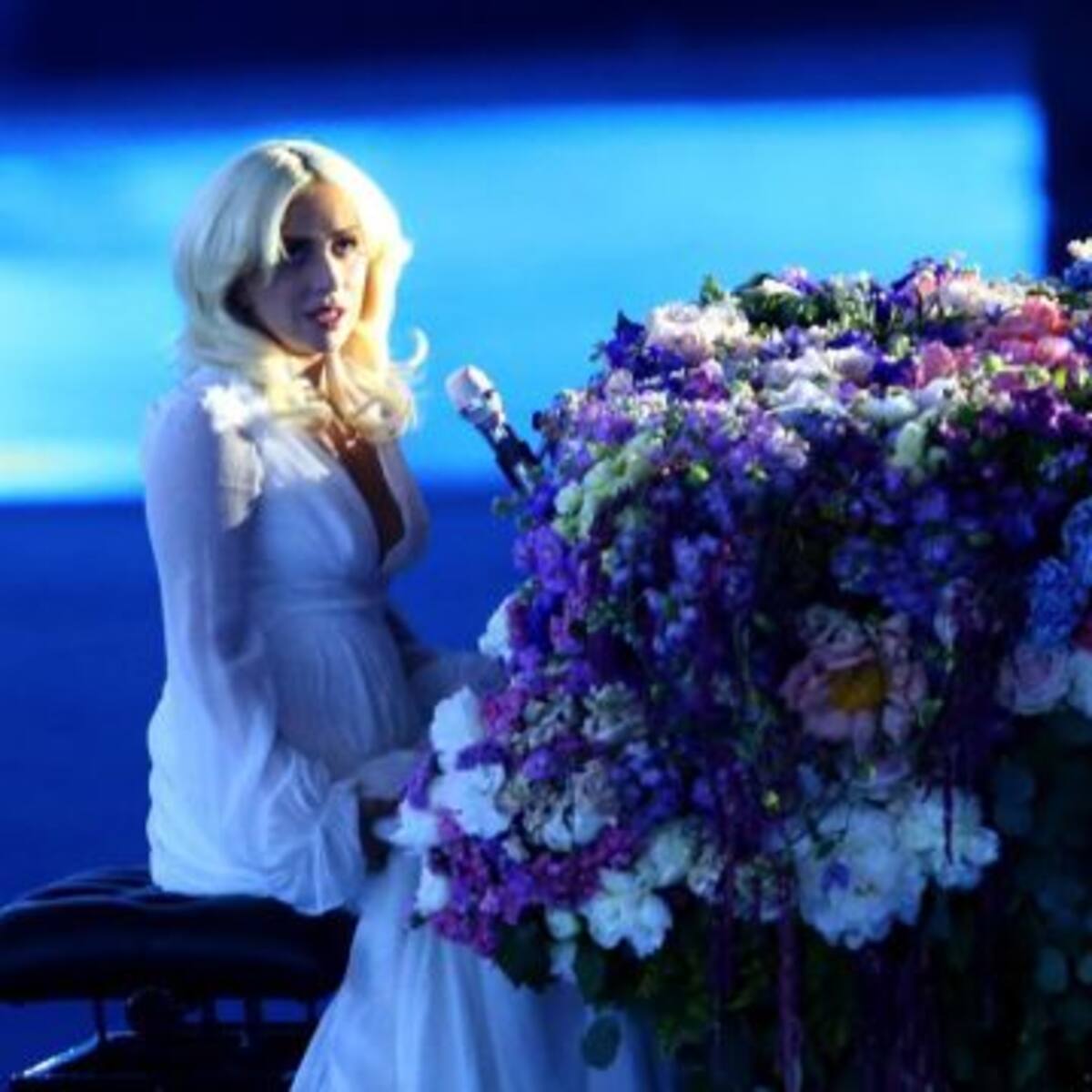 Escuchá “Imagine” interpretada por Lady Gaga