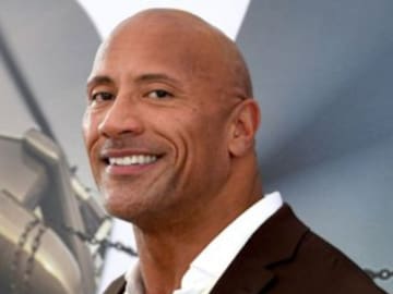 Dwayne Johnson ya no quiere ser La Roca... ¡Quiere ser Bond!