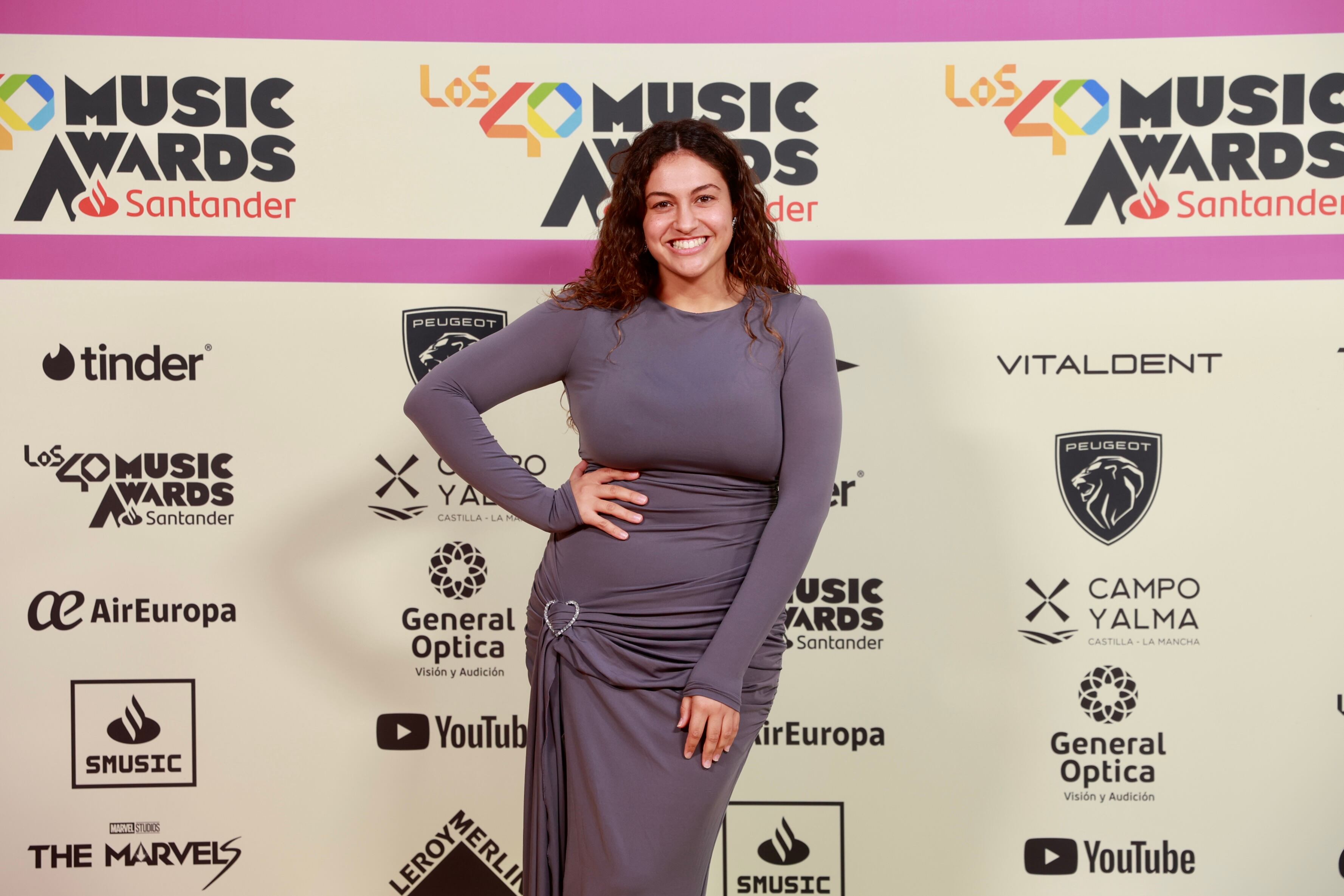 Esperansa Grasia en la alfombra roja de LOS40 Music Awards Santander 2023 / Foto: Jorge París y Elena Buenavista