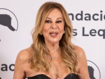 Ana Obregón confiesa en ‘Mask Singer’ con qué famoso cantante se dio su primer beso (con lengua)