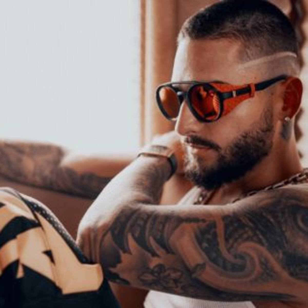 Maluma revolucionó las redes sociales con una polémica foto desnudo