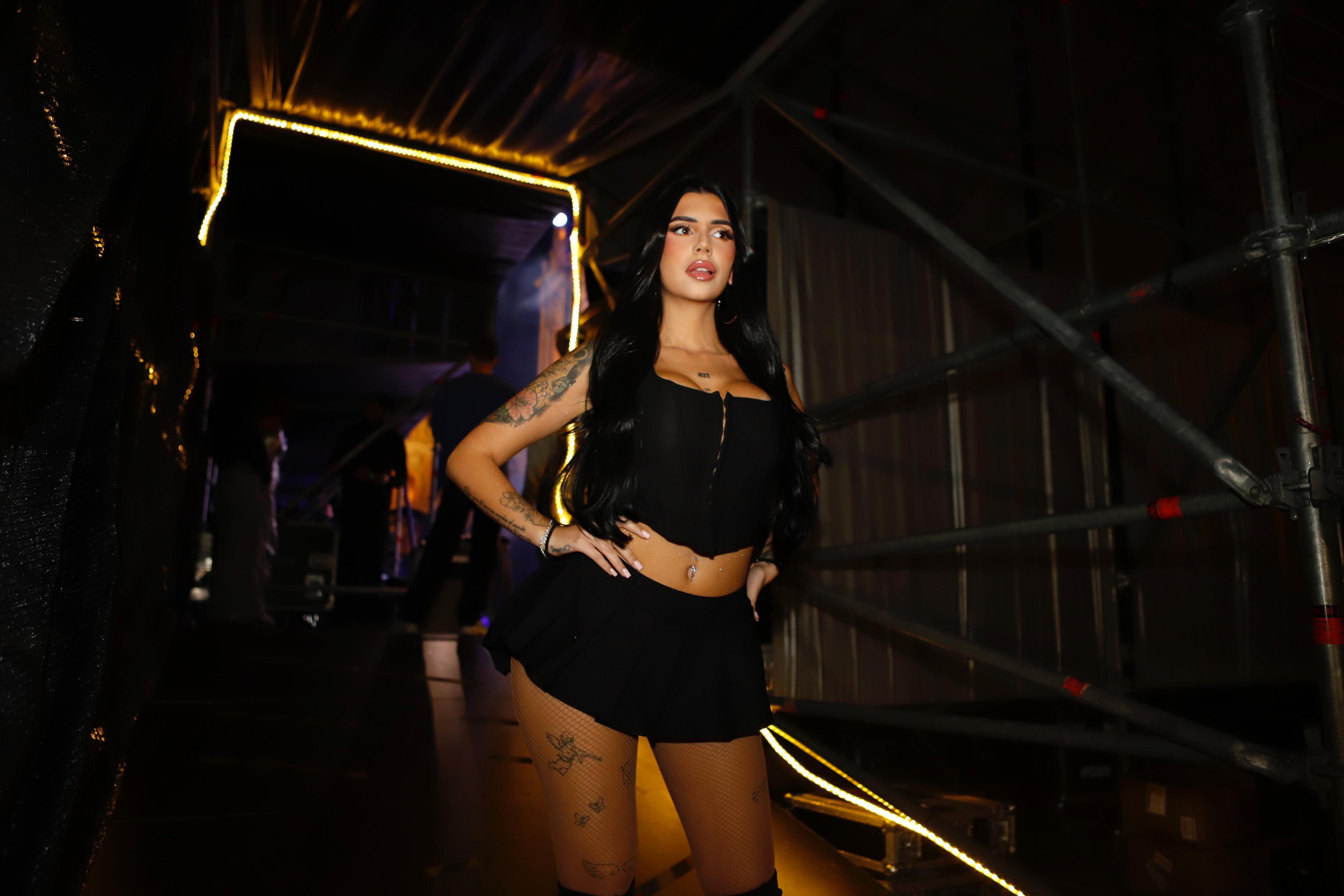 Sin duda, la ganadora de OT 2023, Naiara, además de regalarnos su actuación con Abraham Mateo, también nos puso bien 'enloquiaos' a todos