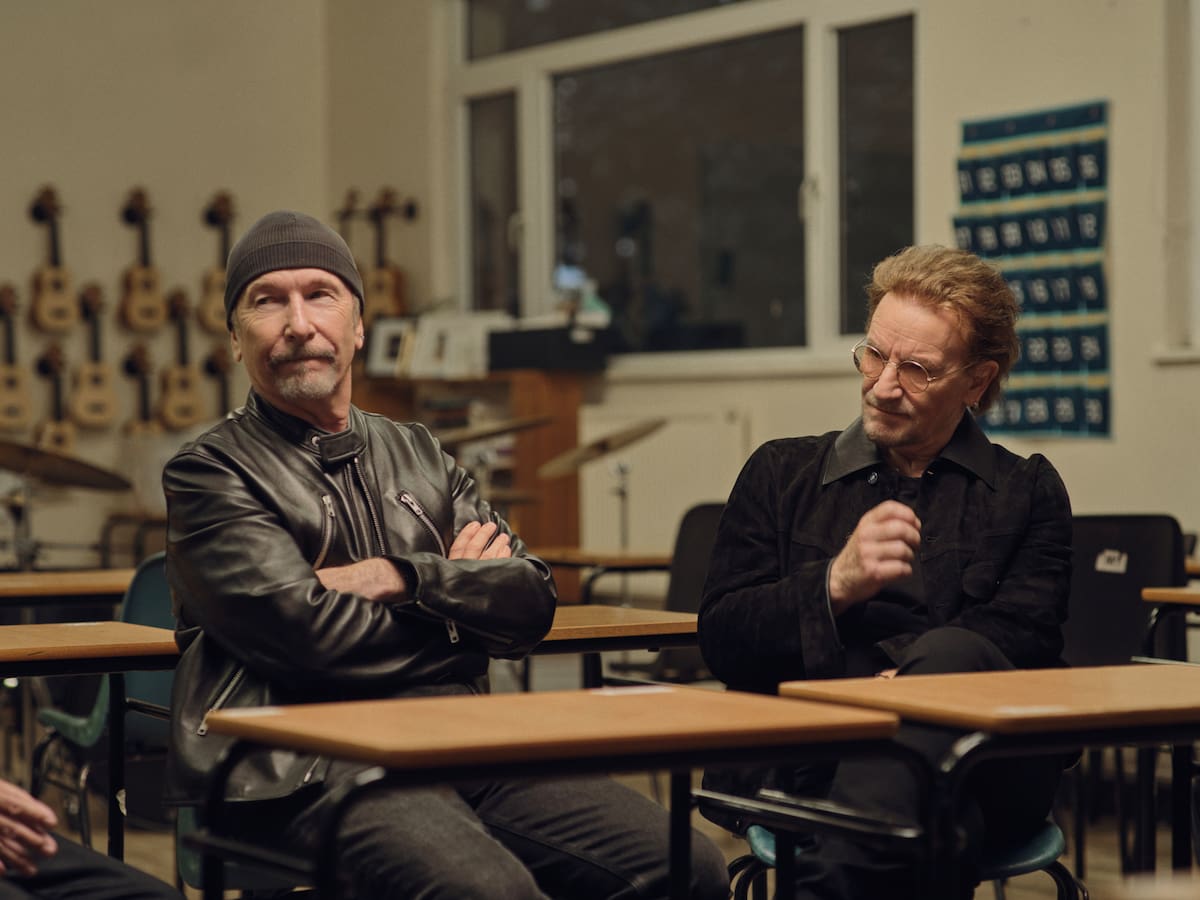 U2 desvela cómo Rosalía inspiró una de sus nuevas canciones y recuerda su colaboración con Dolly Parton: "¿De dónde has aparecido?"