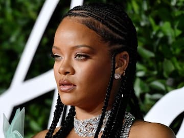 RIHANNA: EL SELFIE SIN MAQUILLAJE MÁS VISTO DE 2020