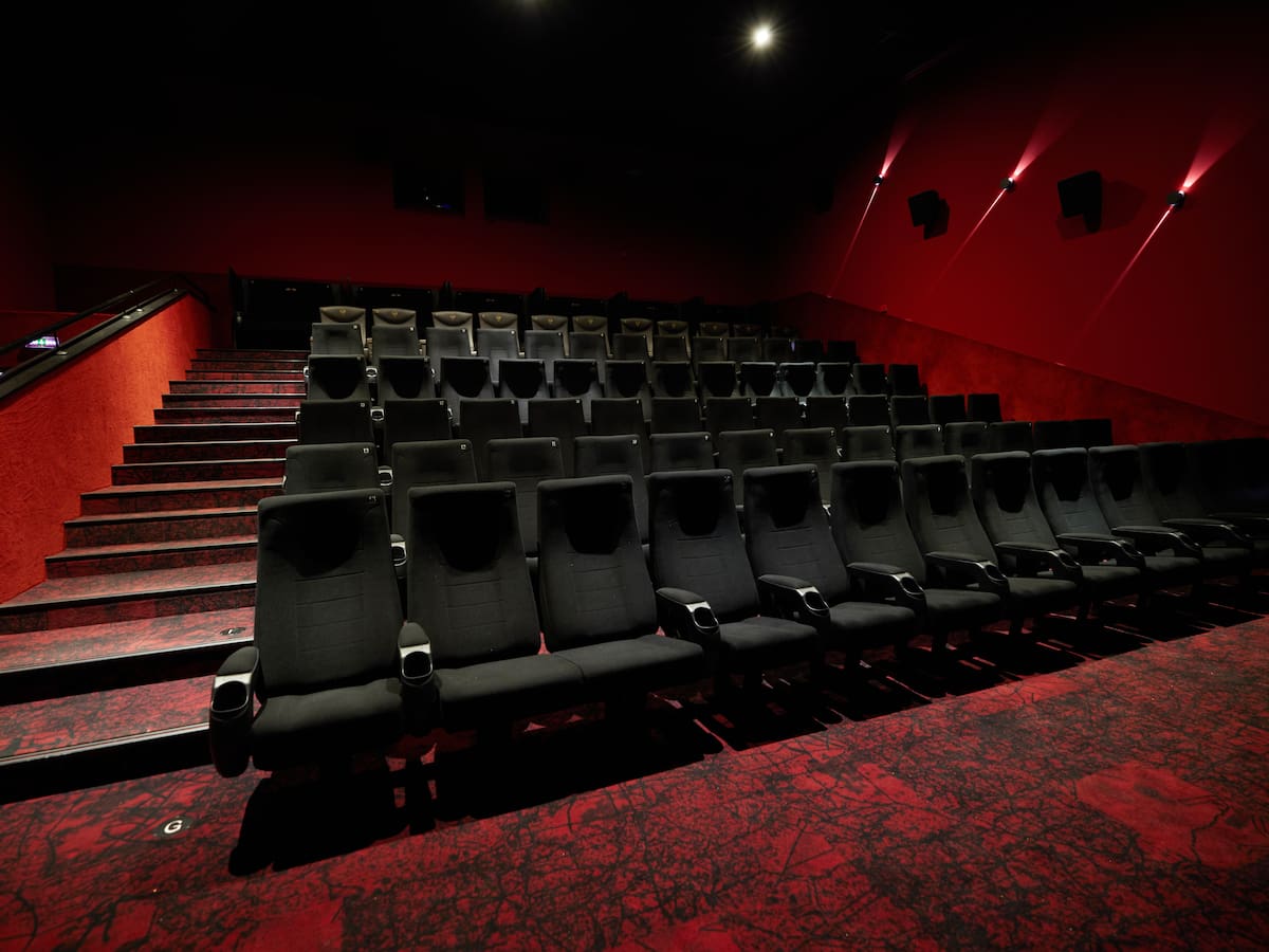 Estas son las películas que se estrenan este fin de semana en cines: 'Cronos', 'Jim Queen' y más