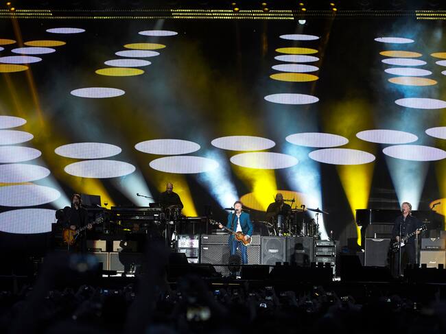 Paul McCartney tocando en el Vicente Calderón en 2 de junio de 2016. Getty.