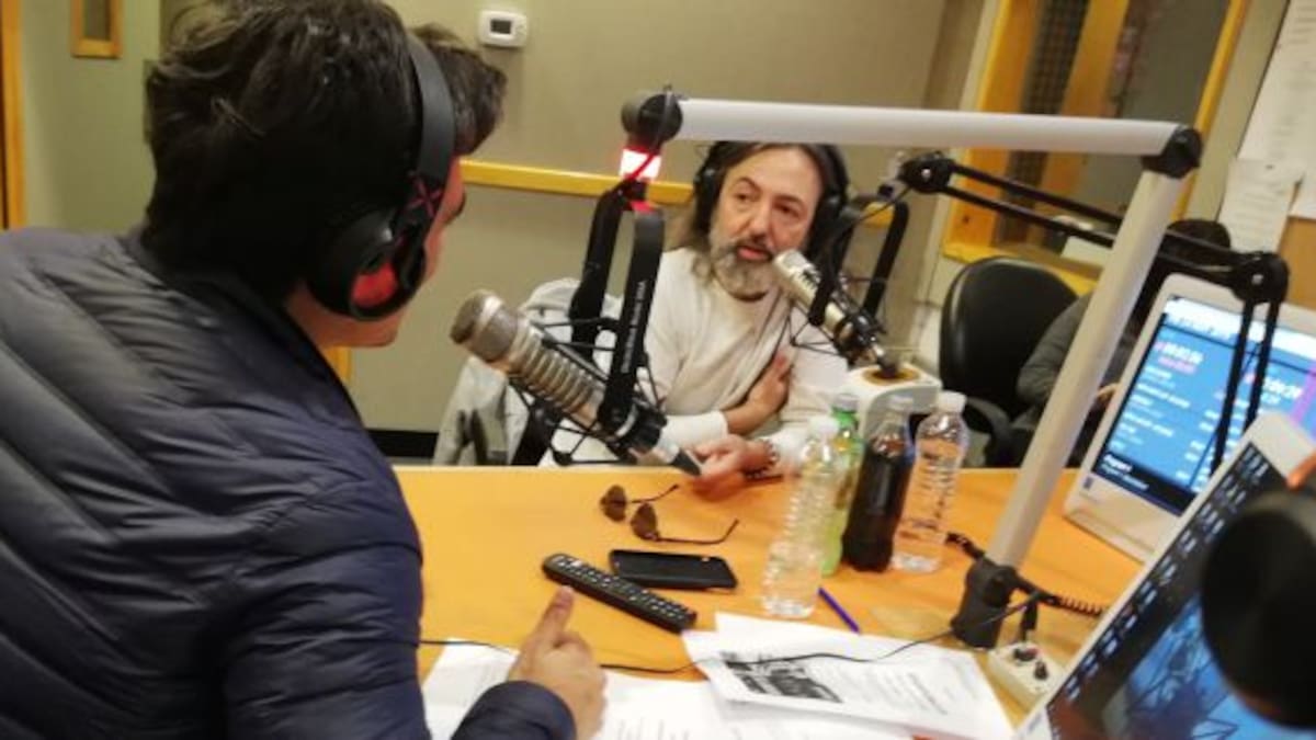 Adrián Dárgelos: "Babasónicos hace canciones para que la gente que no tiene con qué identificarse, encuentre un espacio"
