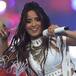 Camila Cabello brilla en la actuación de una final de Champions caótica