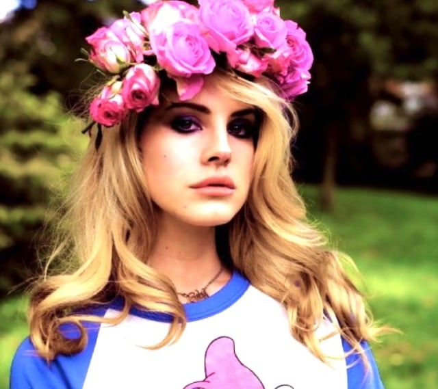 Lana del Rey, la diosa de las flores.