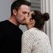 Ben Affleck tira a la basura un póster de Ana de Armas tras romper su relación