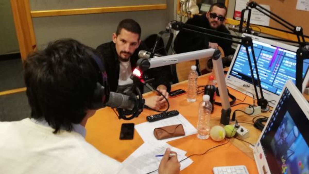 Mau & Ricky se animaron a jugar a "¿Quién de los dos?"