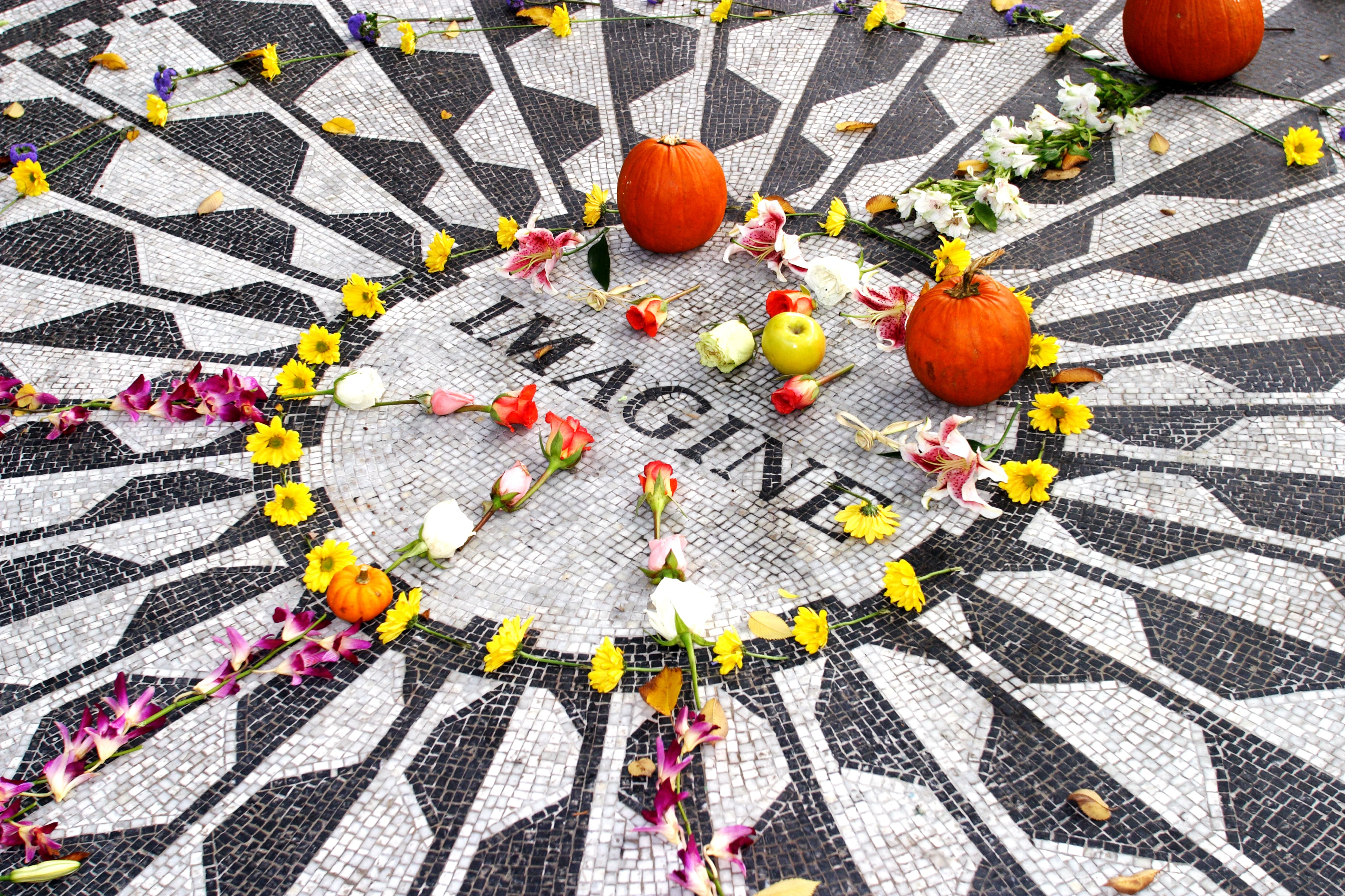 Mosaico &#039;Imagine&#039; en Central Park, Nueva York.