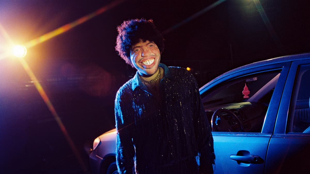 Crítica de 'Hermoso' de Benny Blanco, su primer álbum completo en español: el productor que no tiene ninguna obsesión por el concepto