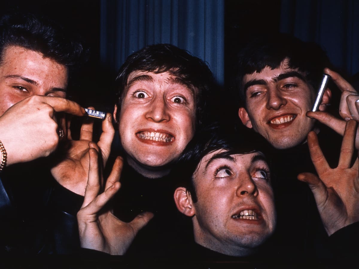 La primera vez de The Beatles en Hamburgo: Deportados por prender fuego a un condón y clavarlo en una pared de hormigón